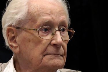 Oskar Gröning, le comptable d'Auschwitz jugé en Allemagne, 70 ans après la libération des camps. 