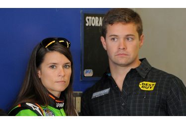 La pilote automobile a officialisé sa relation avec le champion de NASCAR en février dernier.