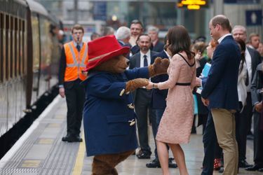 Kate Middleton Enceinte Danse Avec L’ours Paddington   30