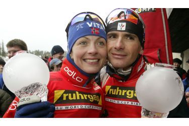 Le biathlète français est marié à l'ancienne biathlète norvégienne Liv Grete Poirée depuis 2000. Le couple a eu trois filles : Emma, Anna et Lena.