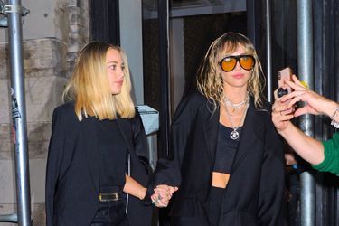 Kaitlynn Carter et Miley Cyrus à New York le 10 septembre 2019