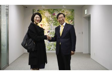 Rencontre avec le maire de Séoul M. Park Won-Soon, à l&#039;hôtel de ville.