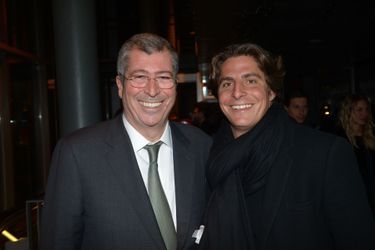Patrick Balkany et son fils Alexandre ici lors d'une avant-première à Paris en février 2013. 