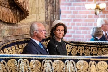 La reine Silvia et le roi Carl XVI Gustaf de Suède dans la cathédrale de Stockholm, le 10 septembre 2019