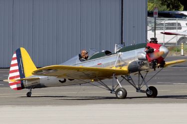 Le 5 mars, 14 h 15, à bord de son Ryan ST3KR, un appareil de la Seconde Guerre mondiale qu’il a restauré  et fait repeindre, Harrison Ford quitte son hangar de l’aéroport de Santa Monica.