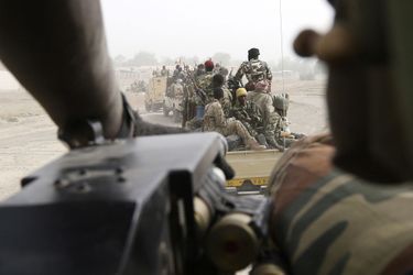 Sur le front avec l'armée avec tchadienne. 