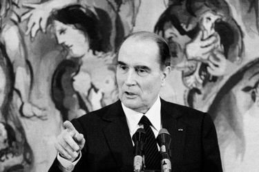 Voyage officiel du president Mitterrand en Israel en 1986. 
