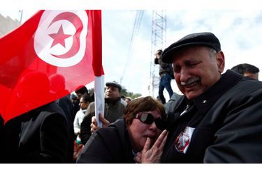 Les Tunisiens sont partagés entre tristesse, inquiétude...