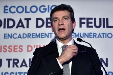 Après son éviction au premier tour de la primaire socialiste, Arnaud Montebourg appelle à voter pour Benoît Hamon, 22 janvier 2017, Paris.