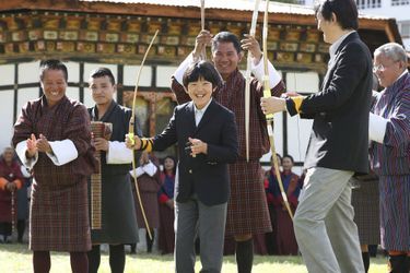 Le prince Hisahito du Japon et son père le prince Fumihito d&#039;Akishino à Thimphou au Bhoutan, le 19 août 2019