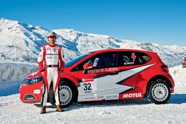 Nicolas Prost et l’Andros Sport 01 aux couleurs de Motul, le fabricant d’huiles moteur haute performance.
