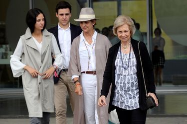 L&#039;ex-reine Sofia d&#039;Espagne, la princesse Elena et ses enfants, à Madrid le 27 août 2019