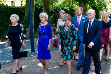 Les princesses Beatrix, Irene et Margriet, Pieter van Vollenhoven, la reine Maxima et le roi Willem-Alexander des Pays-Bas aux funérailles de la princesse Christina à La Haye, le 22 juin 2019
