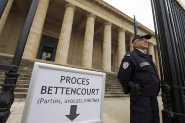  L'entrée du Palais de Justice de Bordeaux. 