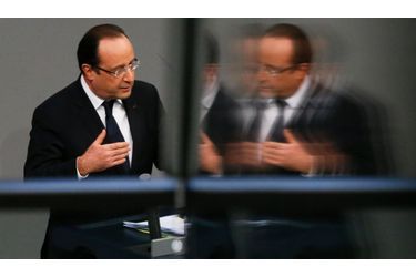 Le président français François Hollande a donné ce mardi un discours devant le parlement allemand à Berlin, à l'occasion des 50 ans du traité de l'Elysée.