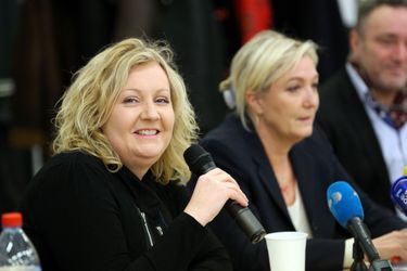 La candidate FN, Sophie Montel, avec Marine Le Pen.