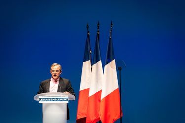 Thierry Mariani dimanche lors du lancement de campagne de Marine Le Pen à Paris. 