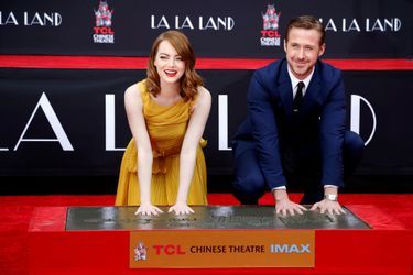 Emma Stone et Ryan Gosling ont posé leurs empreintes à Hollywood.