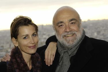 Demis Roussos et sa fille Emily à Paris en 2005. 