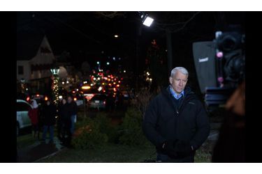<br />
Anderson Cooper, reporter de guerre et journaliste à CNN, est également sous le choc. 