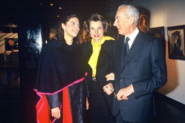 André Bettencourt, Liliane Bettencourt et leur fille Françoise à la représentation de "Feminissima" en 1987.