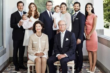 La famille royale de Suède a dévoilé une nouvelle photo, prise en juillet 2014