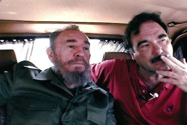 Fidel Castro et Olivier Stone lors du tournage du film "Commandante".