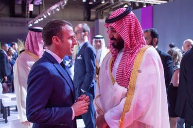 Emmanuel Macron a eu une courte discussion jeudi avec le prince héritier saoudien Mohammed ben Salmane.