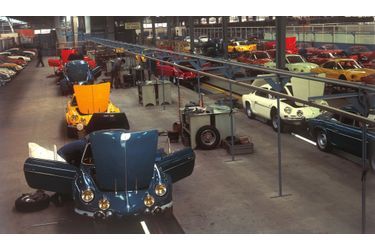 C'est à Dieppe que Jean Rédélé a fondé la marque mythique. Et c'est dans cette même usine, ici photographiée en 1970, que seront construites les futures Alpine.