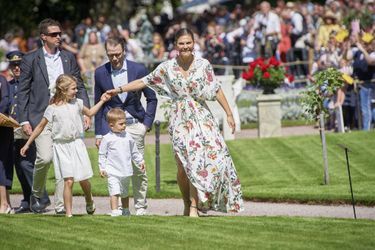 La princesse Victoria de Suède et le prince Daniel avec leurs enfants au château de Solliden sur l&#039;île d&#039;Öland, le 14 juillet 2019