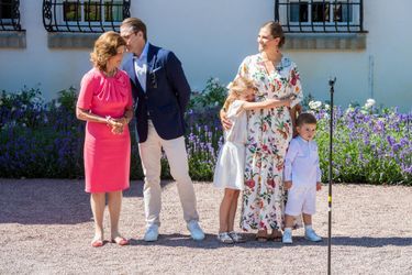 Les princesses Victoria et Estelle, les princes Daniel et Oscar, la reine Silvia de Suède au château de Solliden sur l&#039;île d&#039;Öland, le 14 juillet 2019