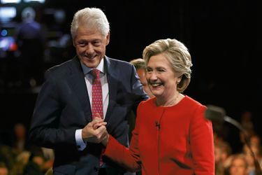 Le couple fait front, uni, face à Donald Trump, lors du premier débat télévisé le 26 septembre.