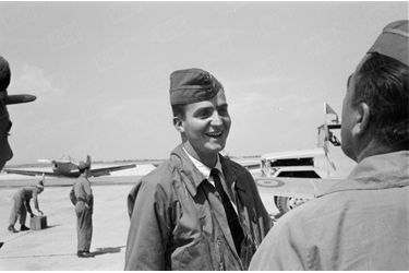 Juan Carlos d'Espagne à l'école militaire d'aviation de San Javier, en 1959.