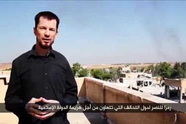 John Cantlie dans la vidéo de propagande diffusée par Daech lundi.