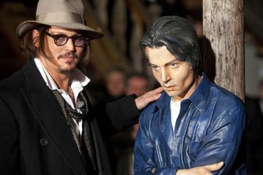 Une statue de Johnny Depp à Mokra Gora, en Serbie, en janvier 2010.
