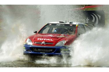 Sébastien Loeb a obtenu sa première victoire en WRC en 2002. En 2003, il finit deuxième du championnat.