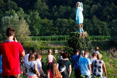 La statue représentant Melania Trump à Sevnica, en Slovénie.