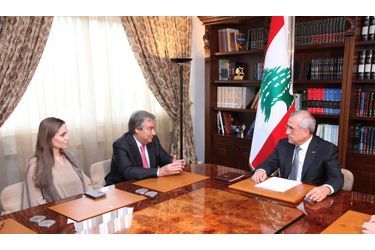 La comédienne a pu discuter avec le président libanais Michel Suleiman et Antonio Guterres dans le palais présidentiel situé à côté de Beyrouth. 
