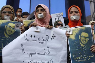 Une manifestation de soutien aux grévistes de la faim (dont Mohamed Soltan, en photo), le 25 août dernier au Caire.