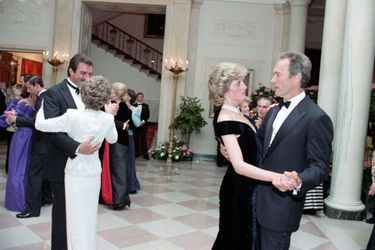 Lady Diana avec Clint Eastwood à Washington, le 9 novembre 1985
