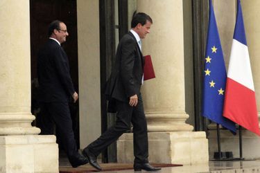 François Hollande et Manuel Valls s&#039;entretiennent régulièrement pour former la nouvelle équipe gouvernementale. 