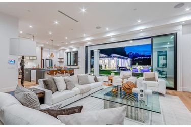 Tristan Thompson, l&#039;ex de Khloé Kardashian, a dépensé 6,5 millions de dollars pour cette villa située dans le quartier d&#039;Encino à Los Angeles