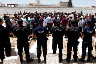 Un policier de 25 ans a été tué dans l&#039;attentat commis jeudi à Tunis, le 27 juin 2019.