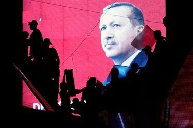 Le visage du président turc Recep Tayyip Erdogan projeté sur un écran à Ankara, lors d'une manifestation de soutien au gouvernement, le 17 juillet 2016.