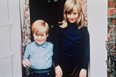 Diana Spencer avec son frère en 1967