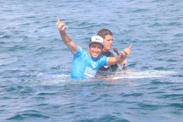 L’exploit du Français Jérémy Florès à Tahiti - Le surfeur bat les plus grands