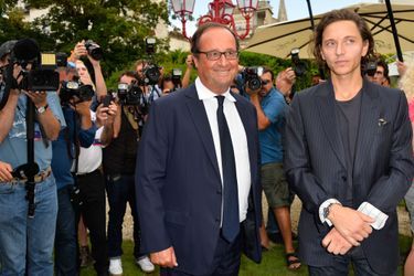 François Hollande et Raphaël, un des membres du jury.