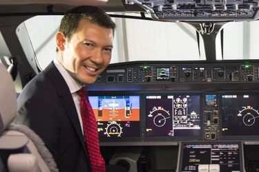 Benjamin Smith, ici à bord d'un avion Bombardier C Series, s'apprête à prendre les commandes d'Air France.