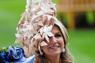 La reine Maxima des Pays-Bas coiffée d'un chapeau signé Berry Rutjes au Royal Ascot, le 18 juin 2019