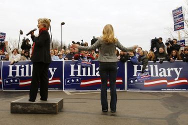 Hillary et Chelsea Clinton, en janvier 2008.